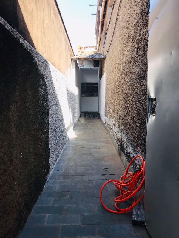 Casa Residencial para aluguel no bairro Parque Residencial Santa Eulália: Corredor de acesso