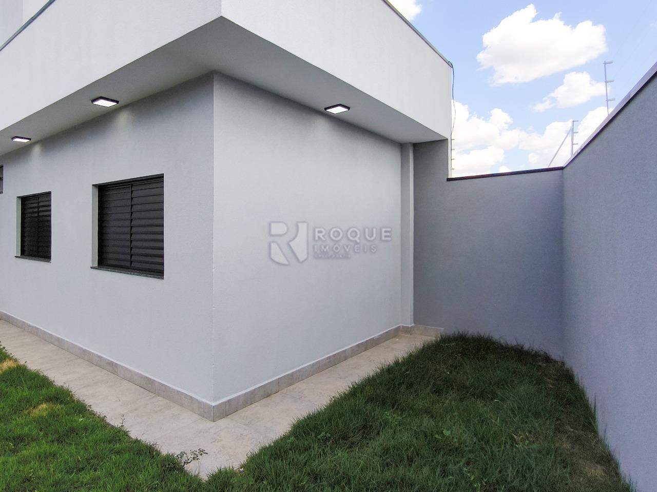 Casa Residencial à venda no bairro Jardim Marajoara: FUNDOS