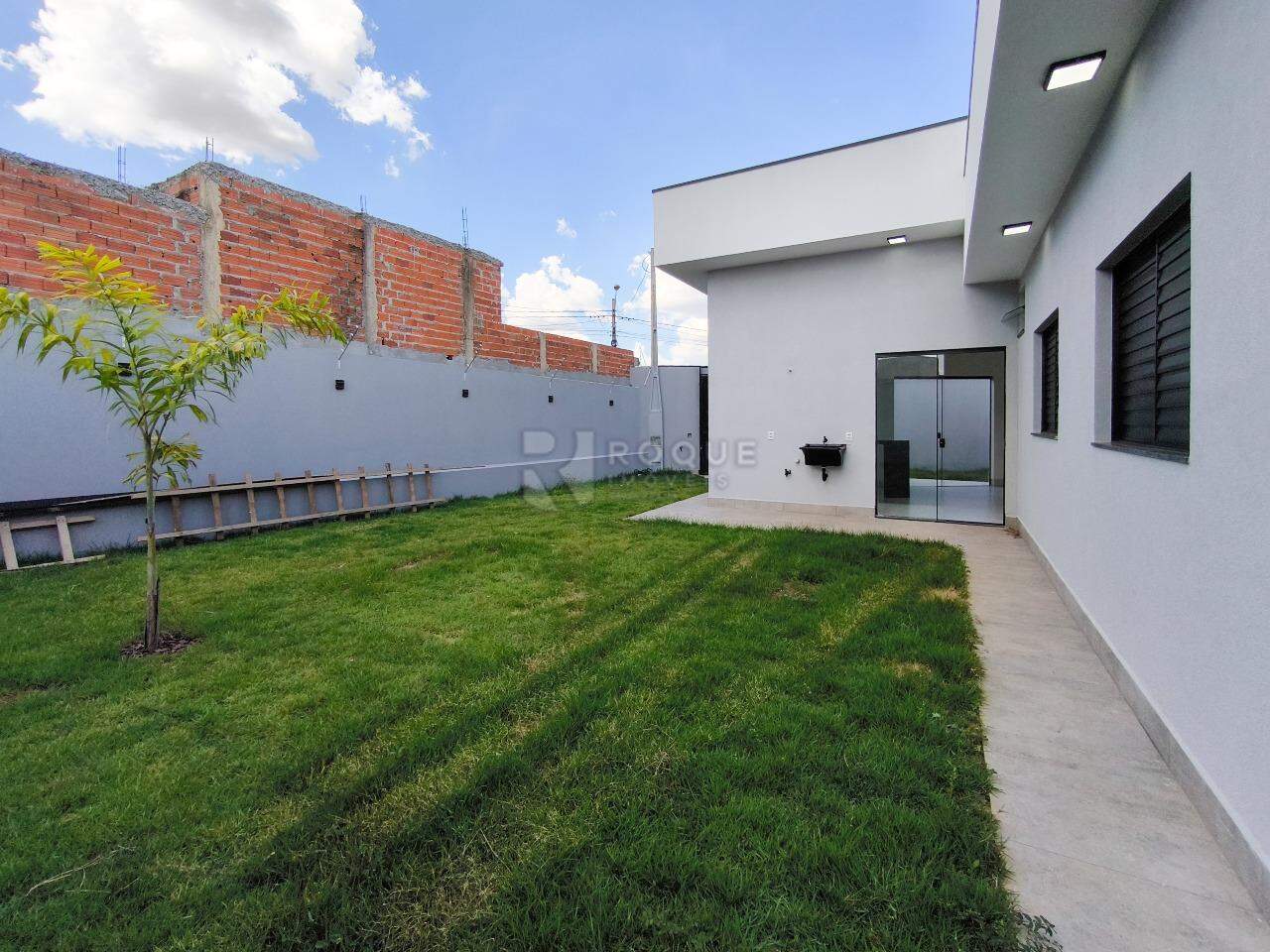 Casa Residencial à venda no bairro Jardim Marajoara: ÁREA EXTERNA