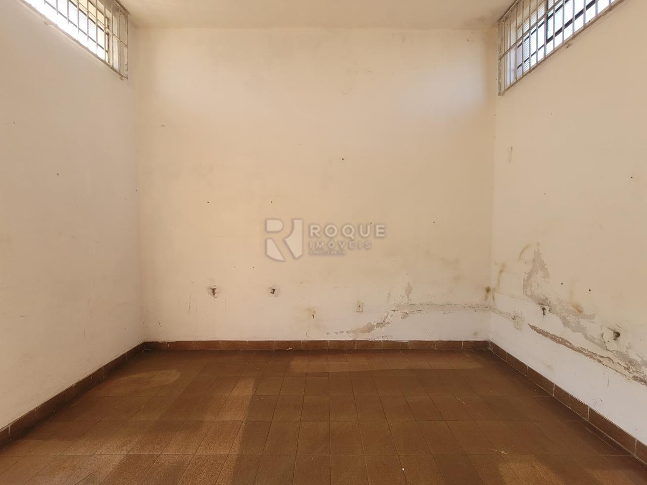 Salão para aluguel no bairro Jardim Nova Europa: Salão