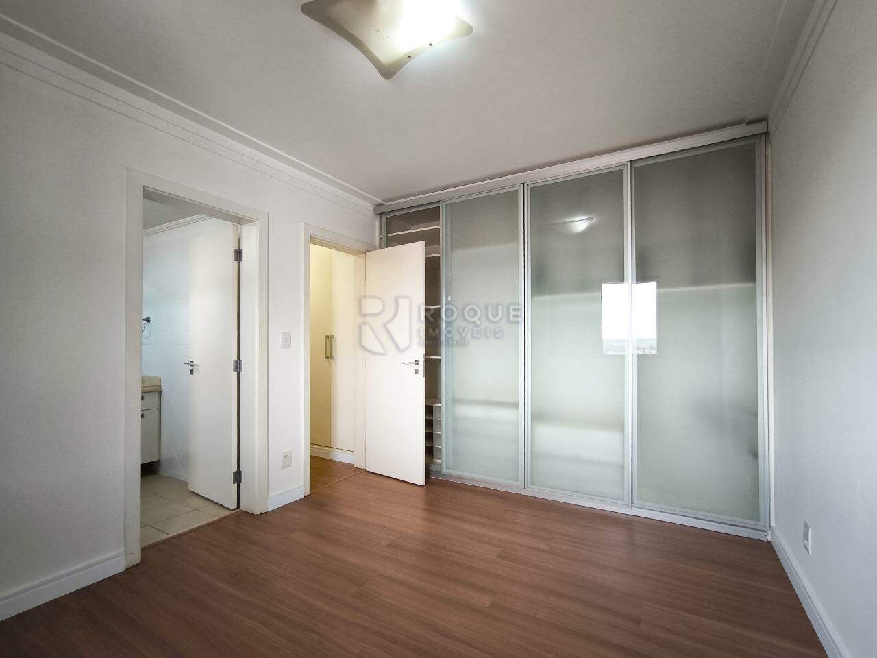 Apartamento à venda no bairro Centro: SUÍTE 1
