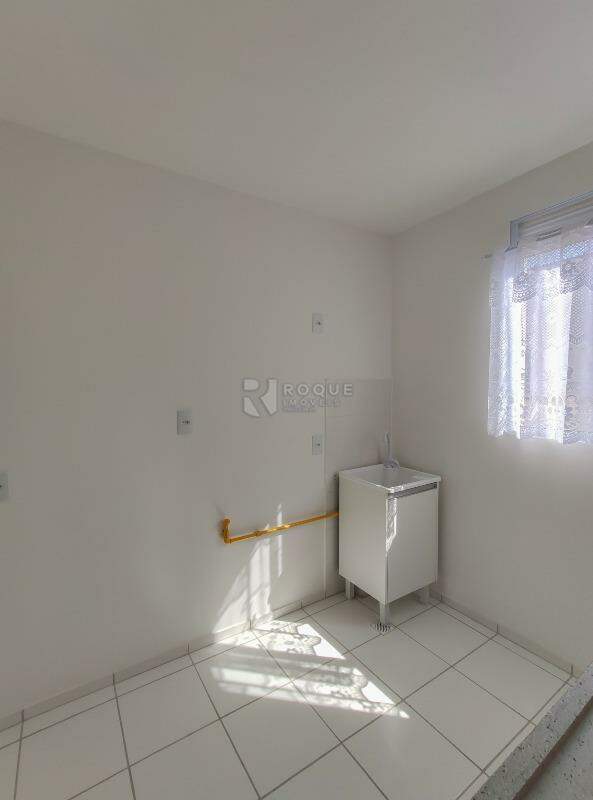Apartamento para aluguel no bairro Jardim Colina Verde: Área de serviço 