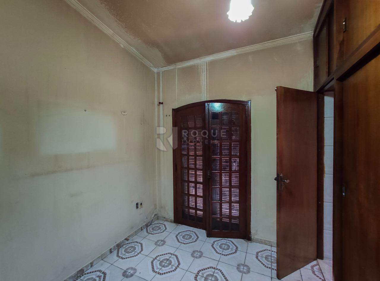 Casa Residencial à venda no bairro Jardim Consoli: Dormitório 1 suíte