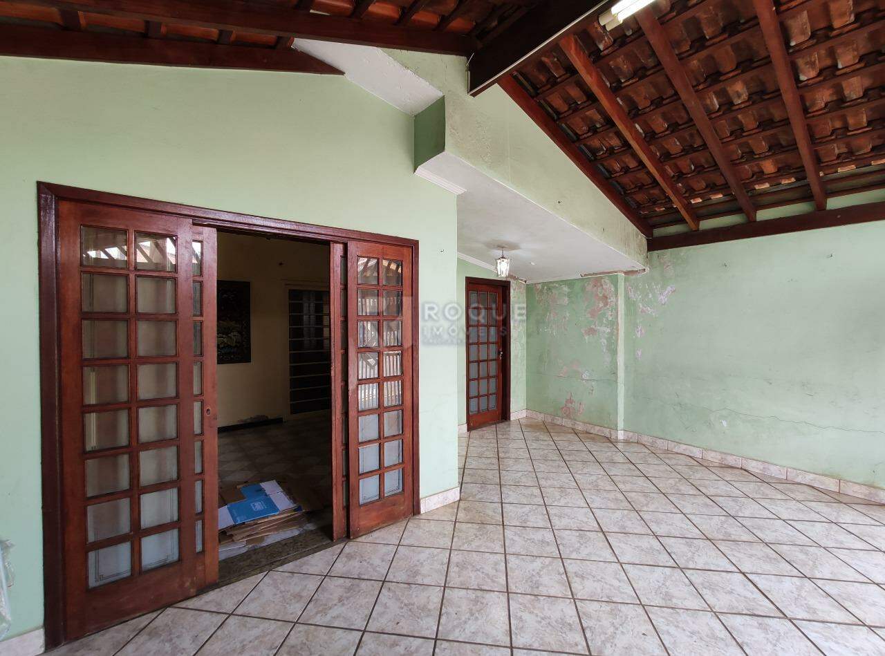 Casa Residencial à venda no bairro Jardim Consoli: Garagem