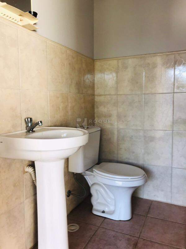 Casa em condomínio à venda no bairro Vila Santa Josefa: Lavabo externo 