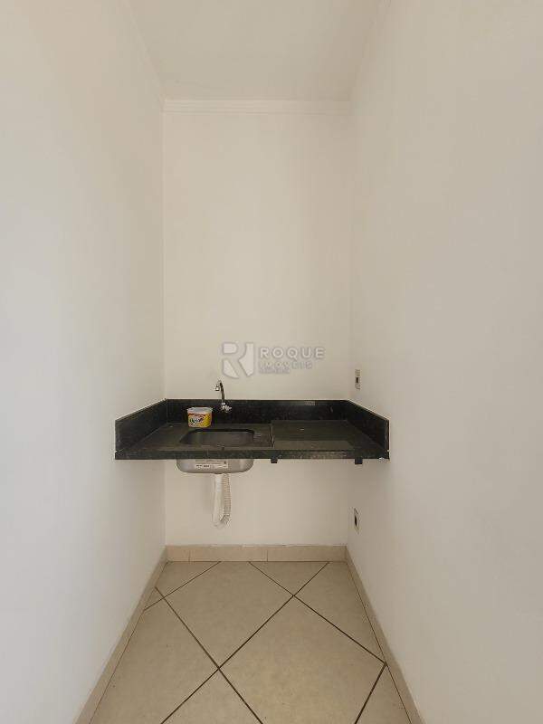 Salas/Conjuntos para aluguel no bairro Vila Cristovam: Cozinha