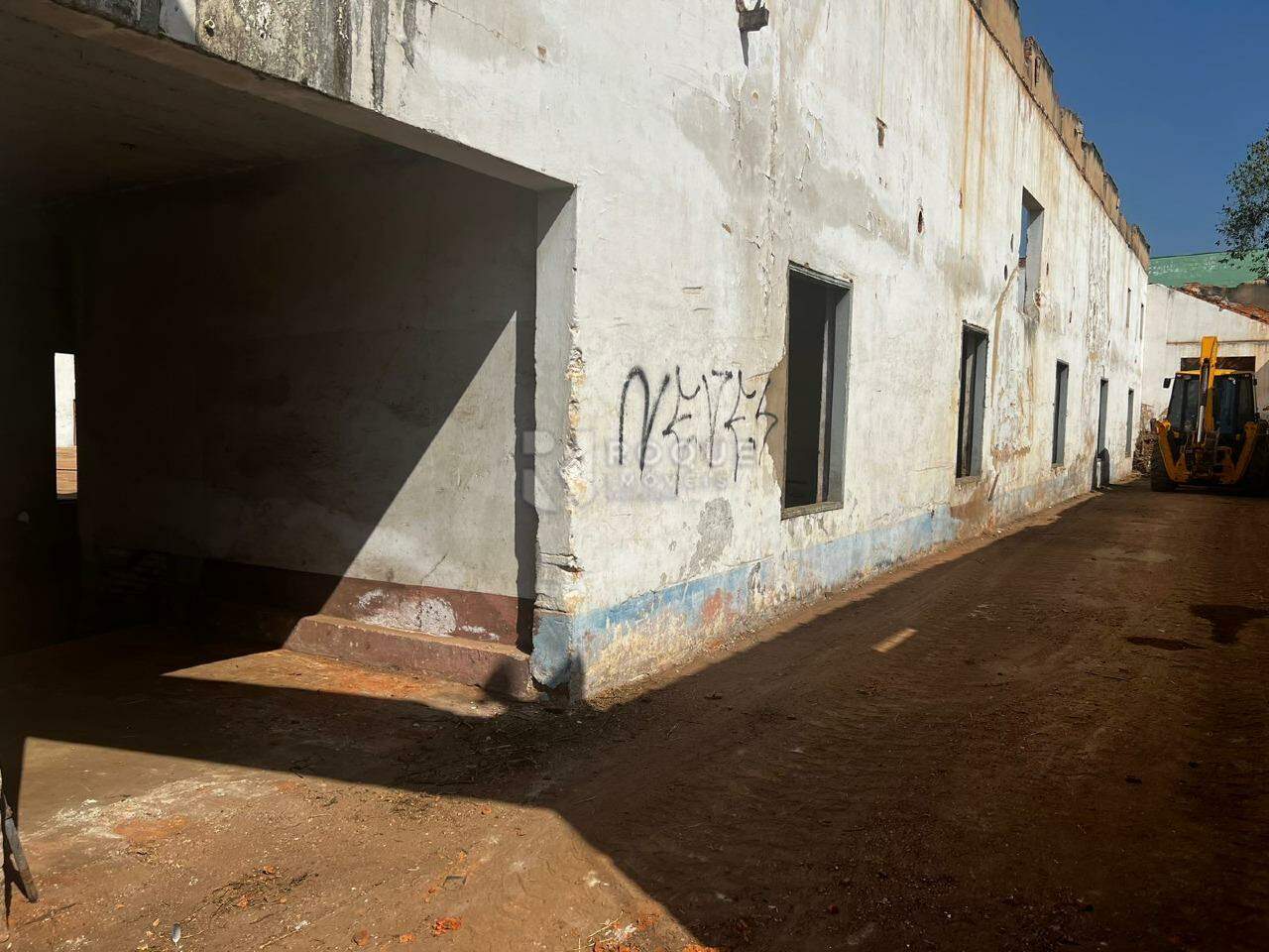 Terreno à venda no bairro Centro: 
