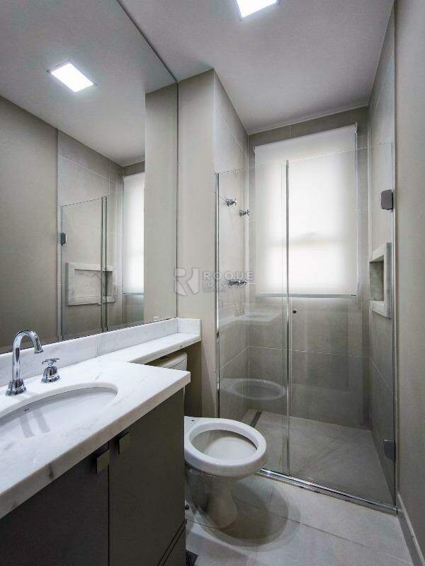 Apartamento à venda no bairro Jardim Aquárius: WC SUÍTE 2