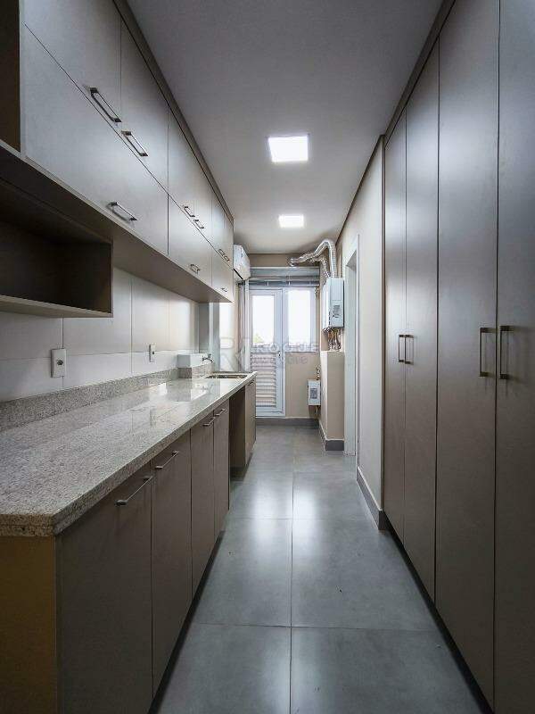 Apartamento à venda no bairro Jardim Aquárius: ÁREA DE SERVIÇO