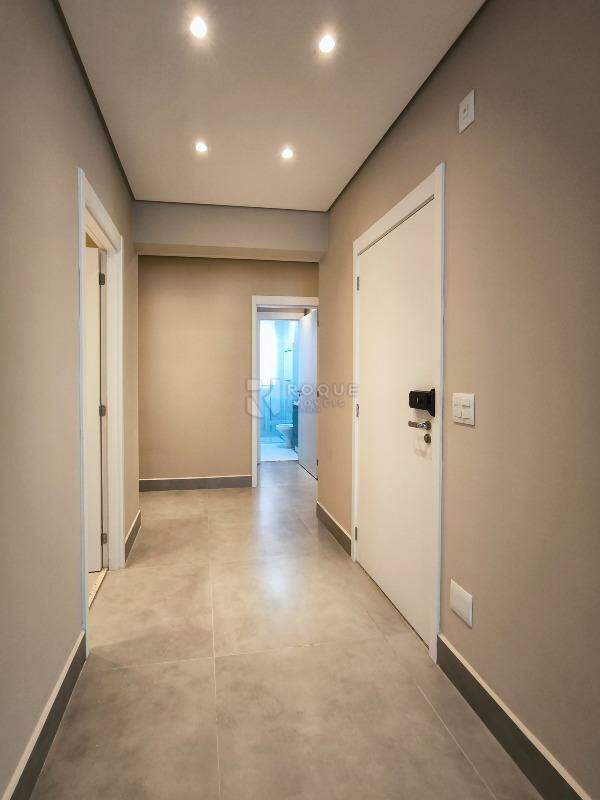 Apartamento à venda no bairro Jardim Aquárius: HALL DE ENTRADA