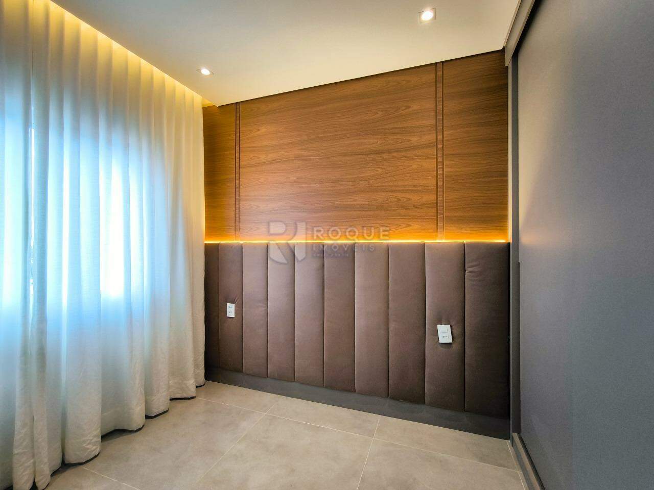 Apartamento à venda no bairro Jardim Aquárius: SUÍTE 1