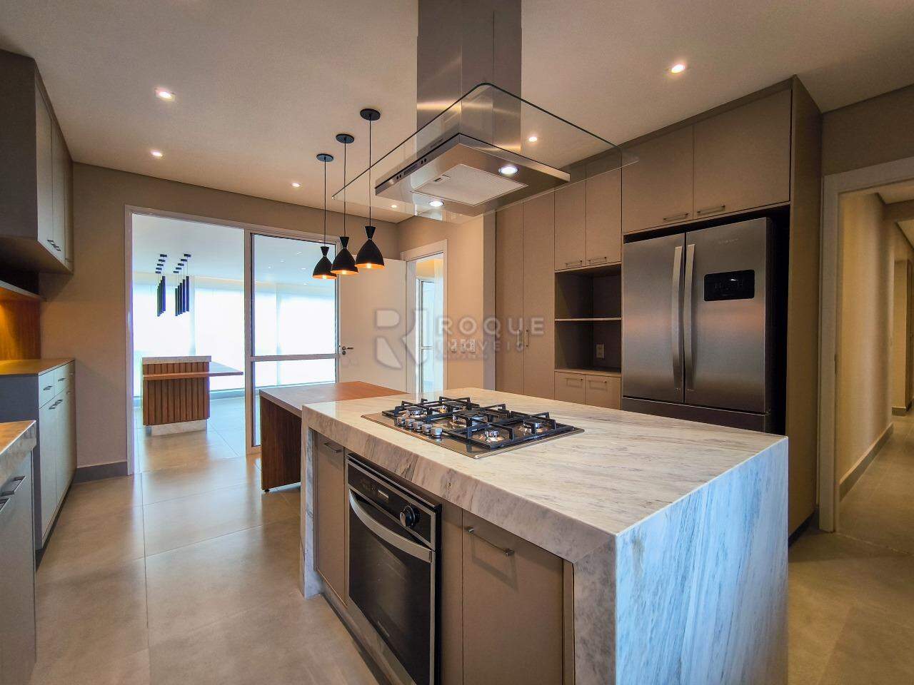 Apartamento à venda no bairro Jardim Aquárius: COZINHA