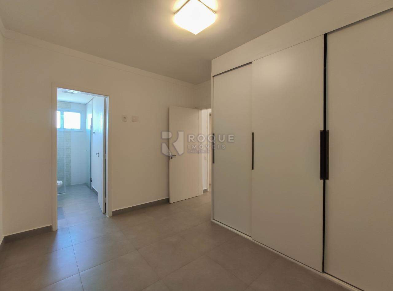 Apartamento à venda no bairro Jardim Residencial Francisco Cruãnes: Dormitório 2 suíte