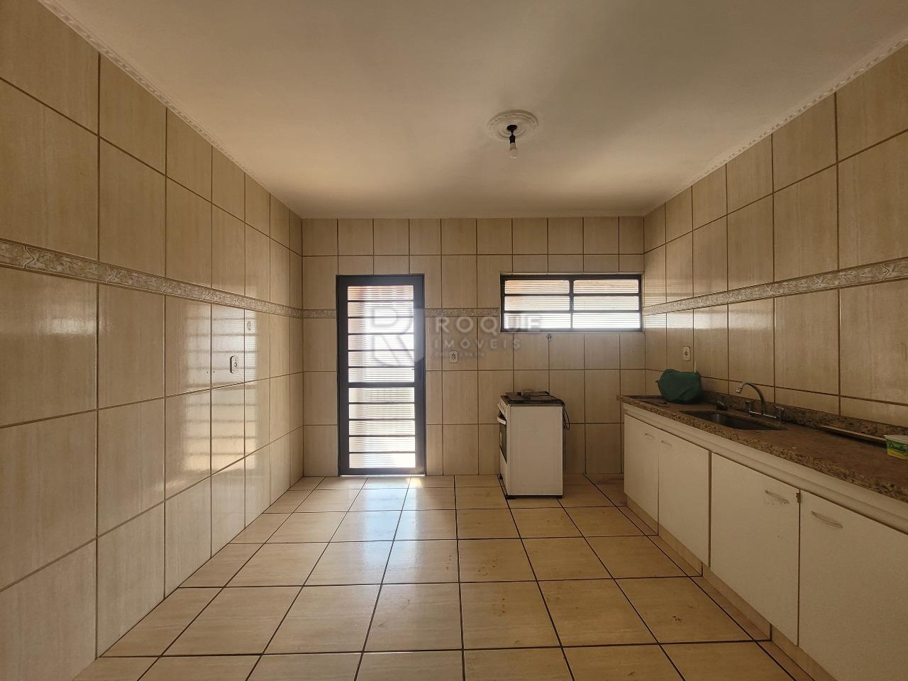 Casa Residencial à venda no bairro Jardim Orestes Veroni: Cozinha