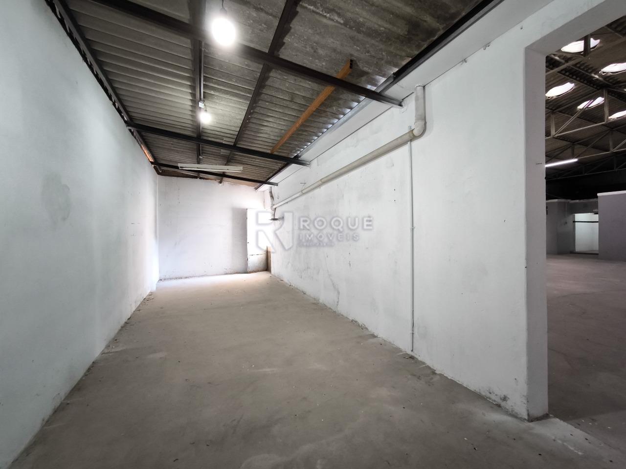 Barracão/Galpão à venda no bairro Jardim São Paulo: SALÃO