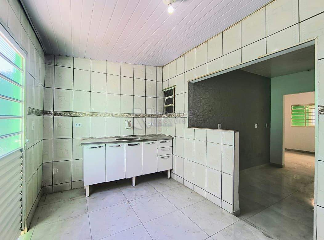 Casa Residencial para aluguel no bairro Parque Residencial Abílio Pedro: Cozinha 