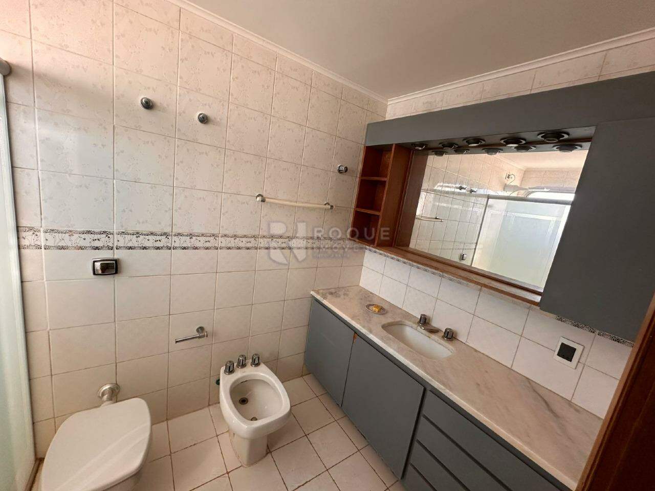 Apartamento à venda no bairro Centro: WC SUITE 