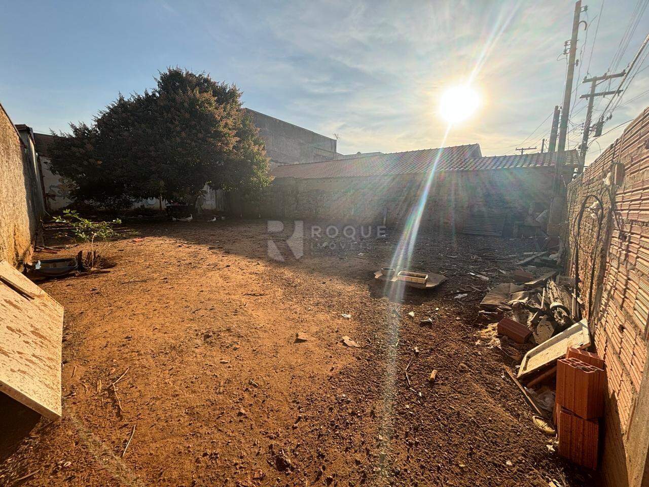 Terreno à venda no bairro Jardim Santo André: 