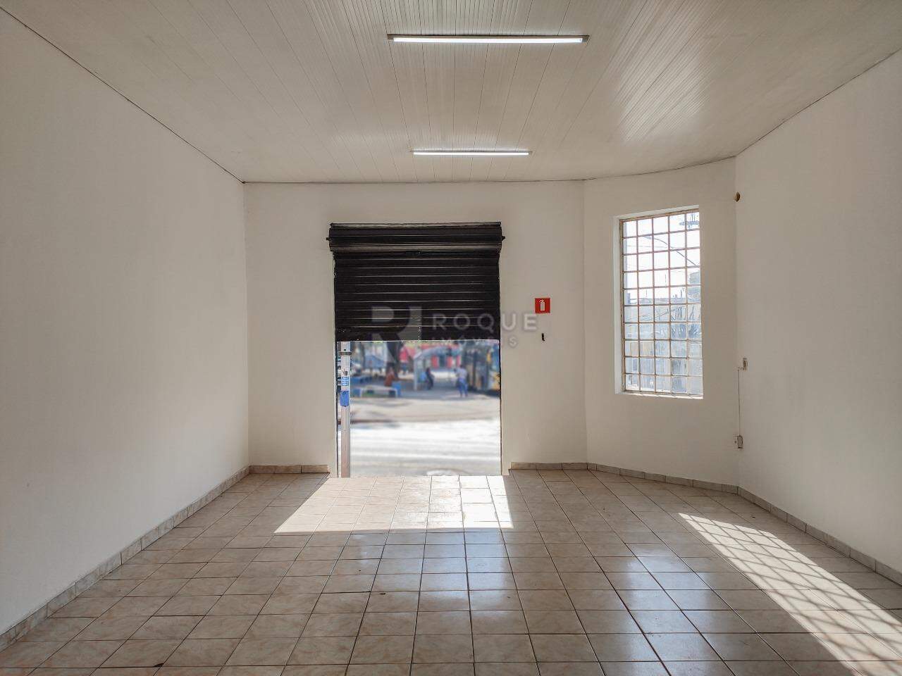 Salão para aluguel no bairro Centro: Sala 