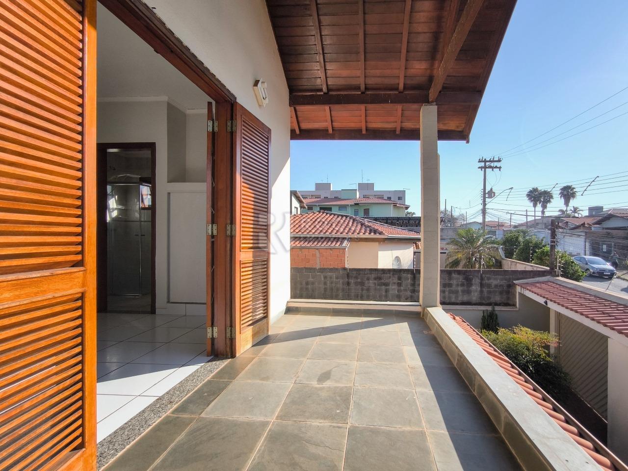 Casa Residencial à venda no bairro Vila Solar: SACADA SUÍTE 1