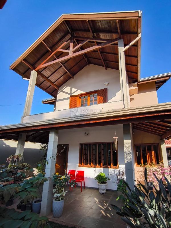 Casa Residencial à venda no bairro Vila Solar: FRENTE