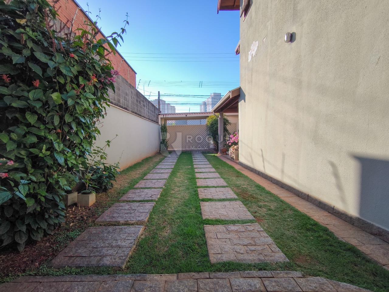 Casa Residencial à venda no bairro Vila Solar: GARAGEM