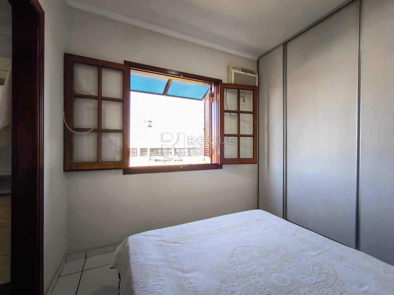 Casa Residencial à venda no bairro Vila Solar: SUÍTE 2