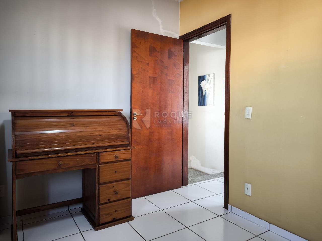 Casa Residencial à venda no bairro Vila Solar: DORMITÓRIO