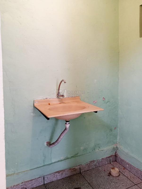 Salão para aluguel no bairro Jardim Parque Novo Mundo: Lavatório
