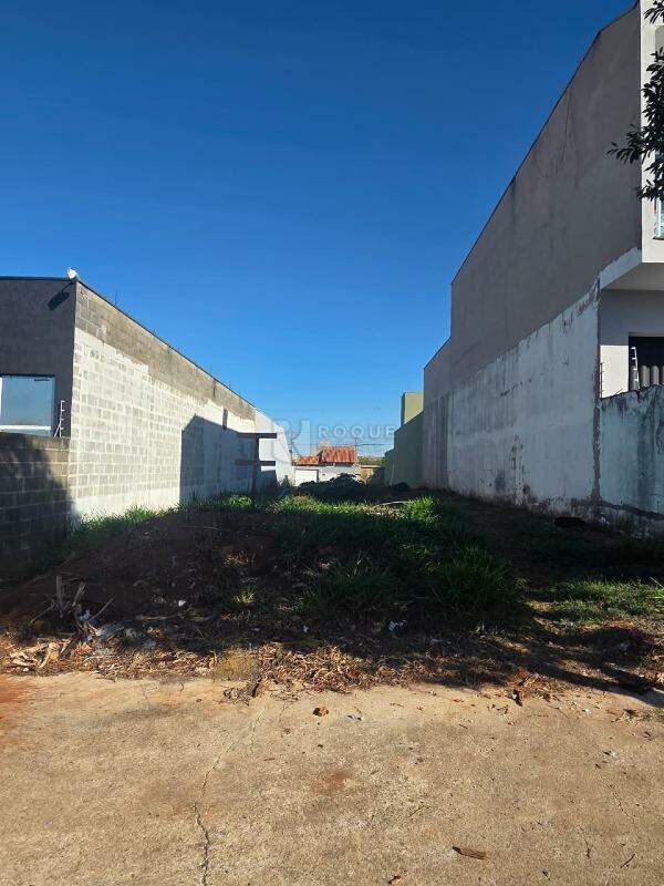 Terreno à venda no bairro Jardim Campo Verde I: Terreno