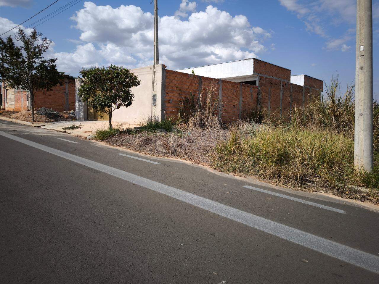 Terreno à venda no bairro Jardim Marajoara: 