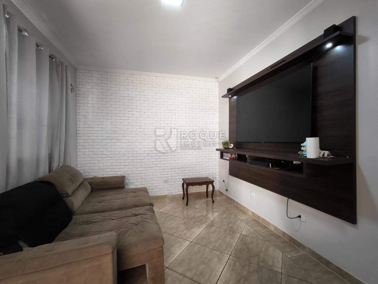 Casa Residencial à venda no bairro Vila Queiroz: SALA DE ESTAR