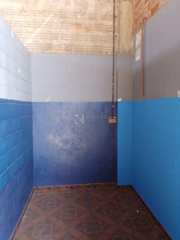 Barracão/Galpão para aluguel no bairro Jardim Maria Flora: Sala Externa