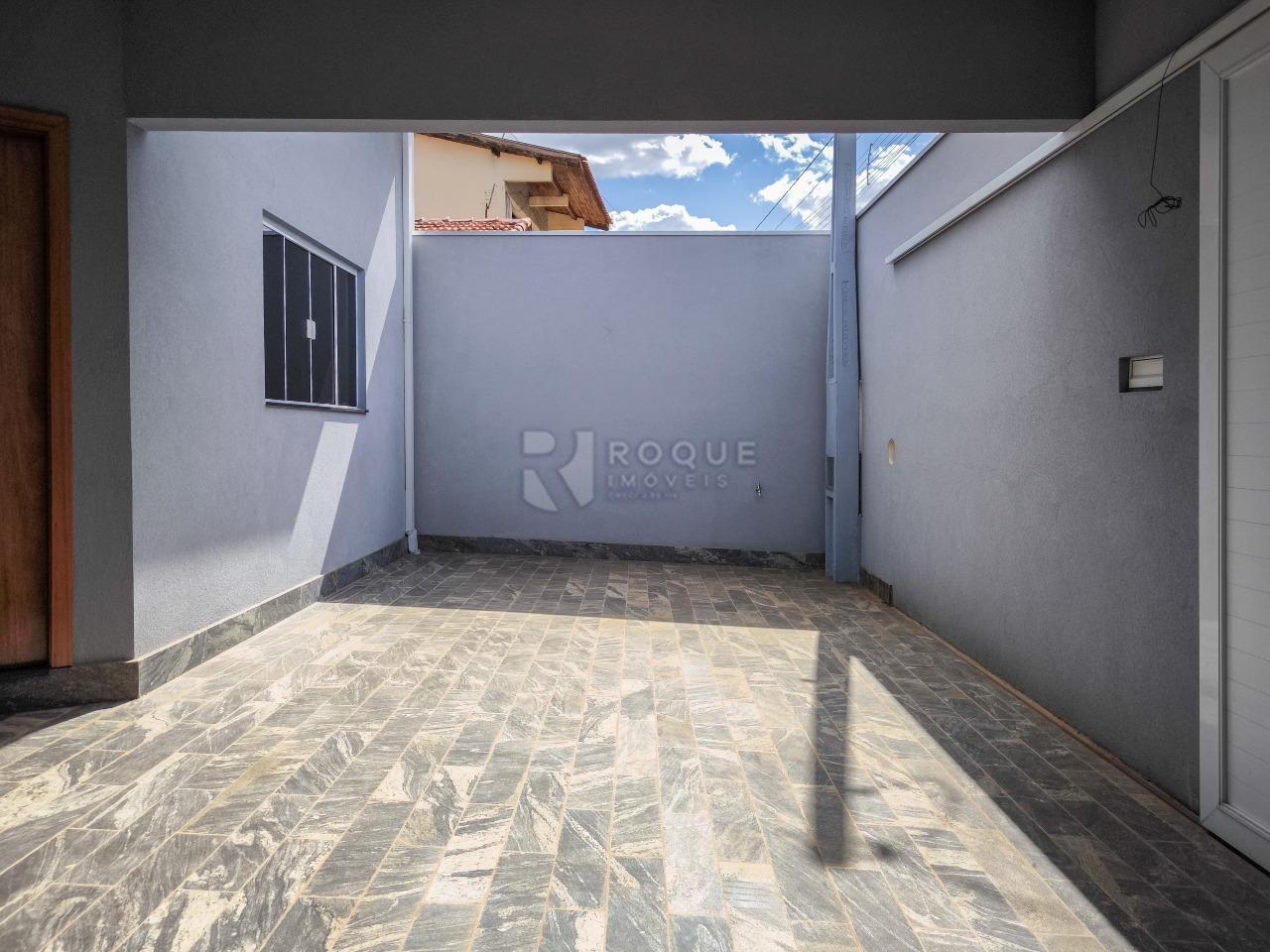 Casa Residencial à venda no bairro Jardim São Paulo: GARAGEM