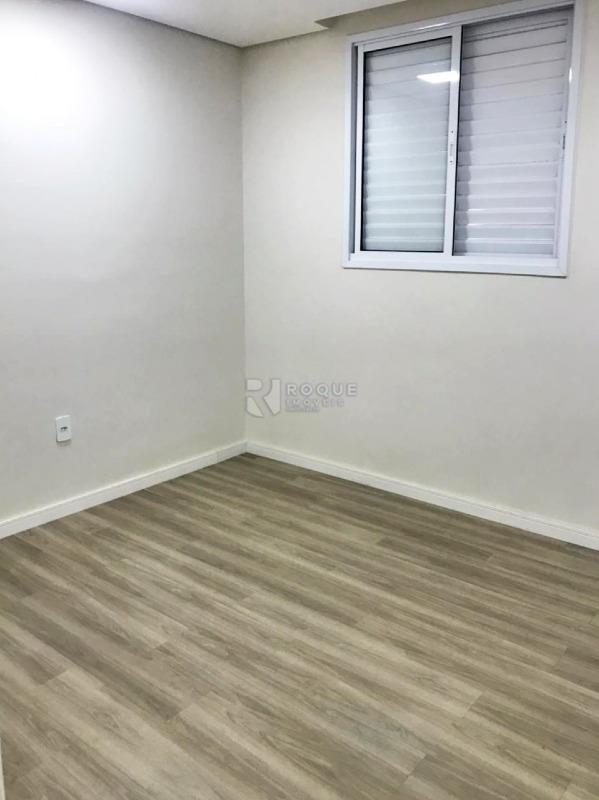 Apartamento à venda no bairro Jardim Trevo: Dormitório 1