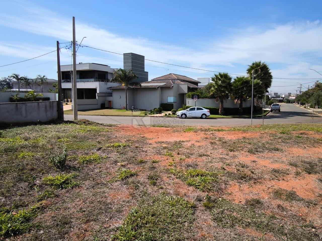 Terreno em condomínio à venda no bairro Residencial Ilha de Bali: 