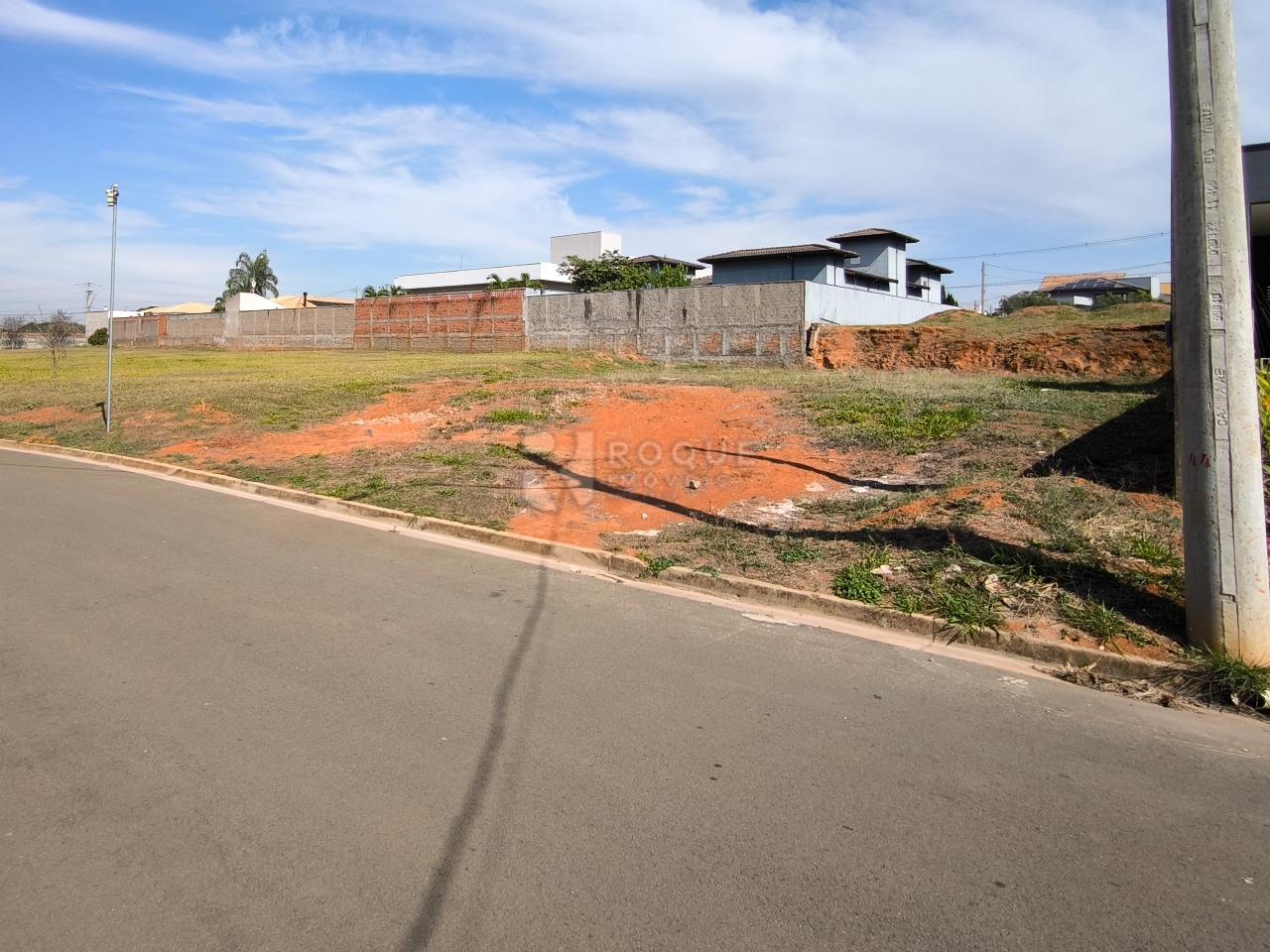 Terreno em condomínio à venda no bairro Residencial Ilha de Bali: 