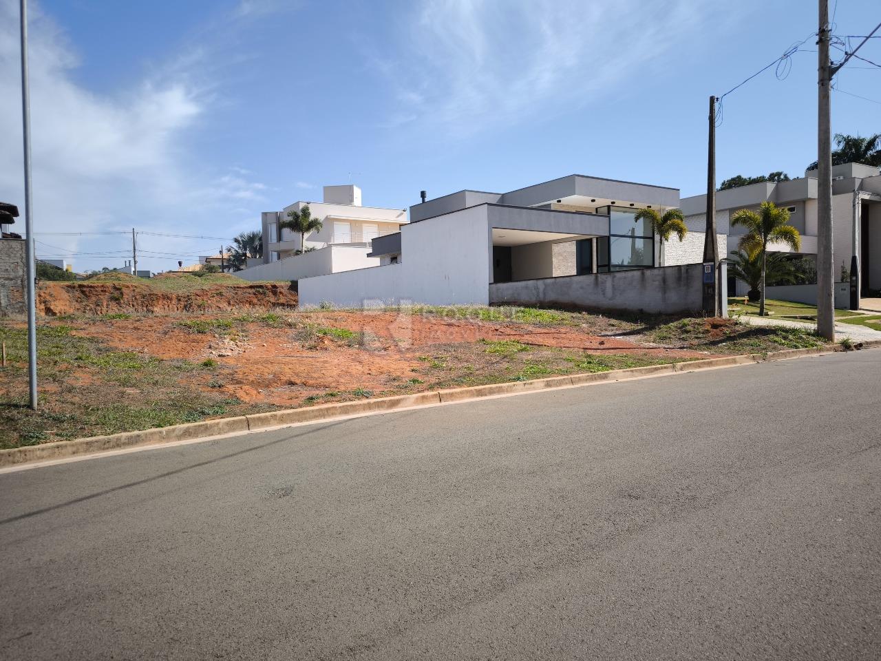 Terreno em condomínio à venda no bairro Residencial Ilha de Bali: 