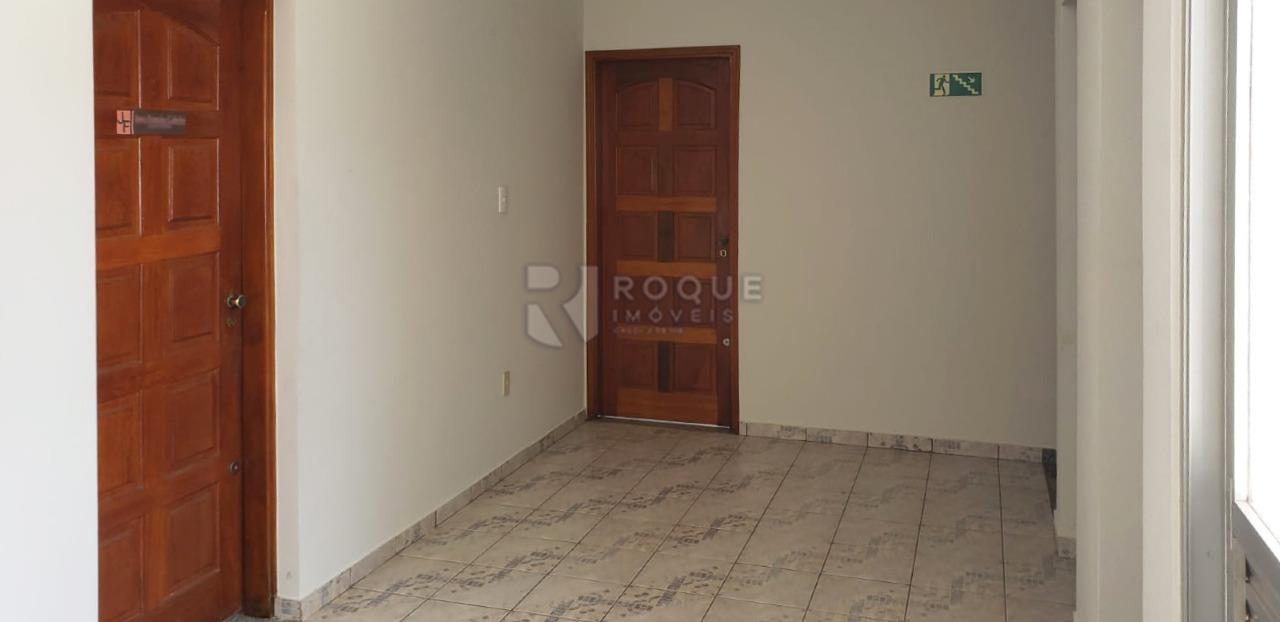 Salas/Conjuntos para aluguel no bairro Vila Esteves: Hall das Salas