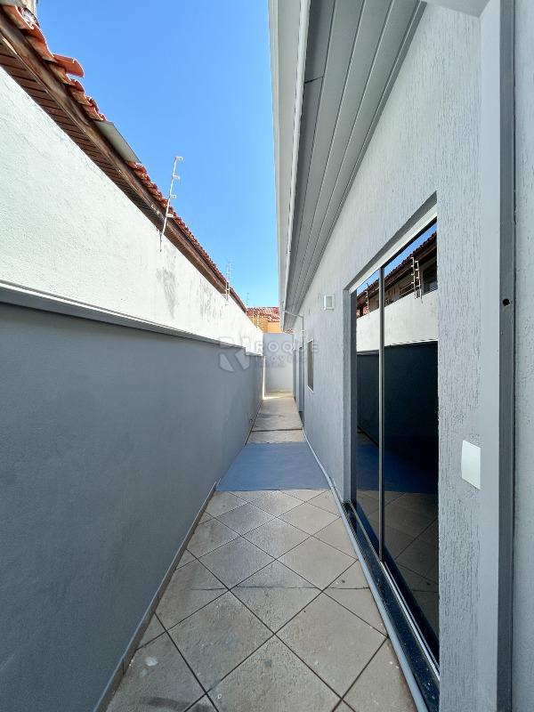 Salas/Conjuntos para aluguel no bairro Vila São João: Corredor 2