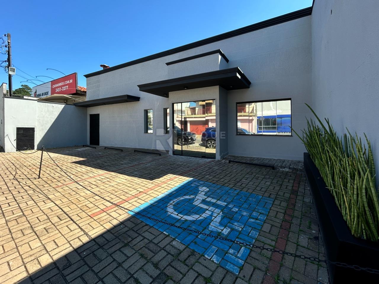 Salas/Conjuntos para aluguel no bairro Vila São João: Fachada 