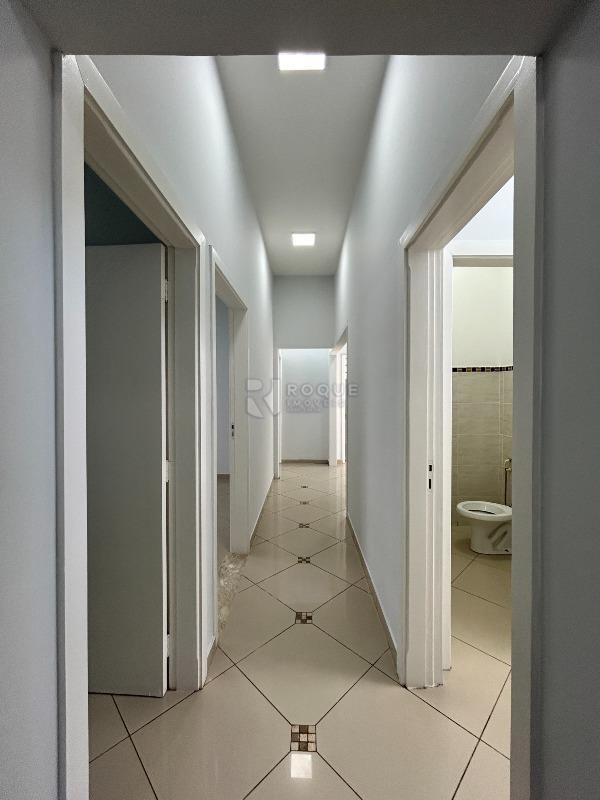 Salas/Conjuntos para aluguel no bairro Vila São João: Hall 