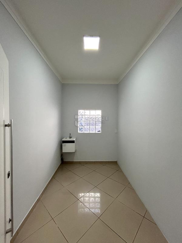 Salas/Conjuntos para aluguel no bairro Vila São João: Sala 3
