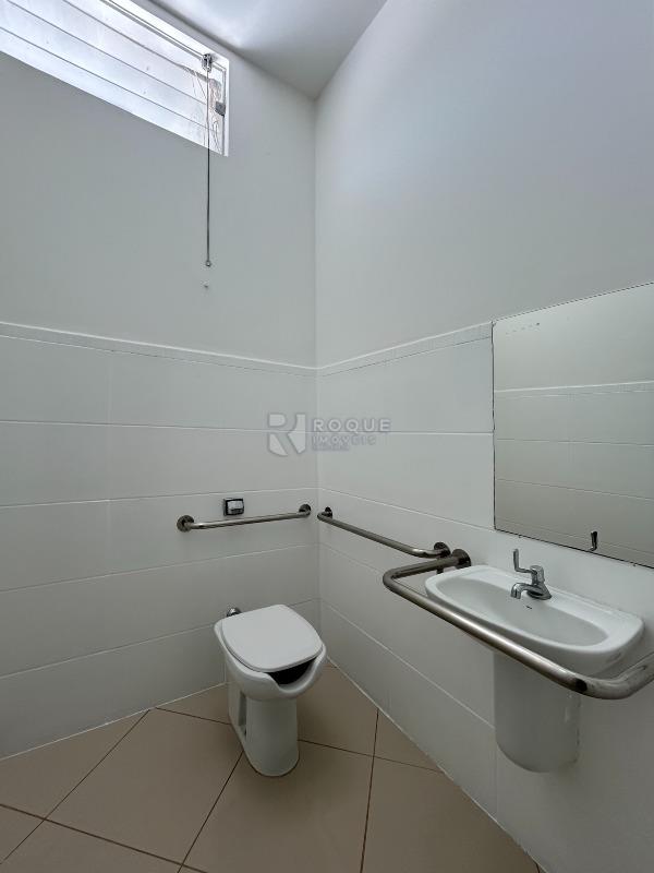 Salas/Conjuntos para aluguel no bairro Vila São João: WC social 2