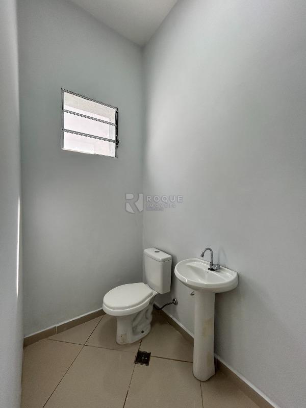 Salas/Conjuntos para aluguel no bairro Vila São João: WC sala 6