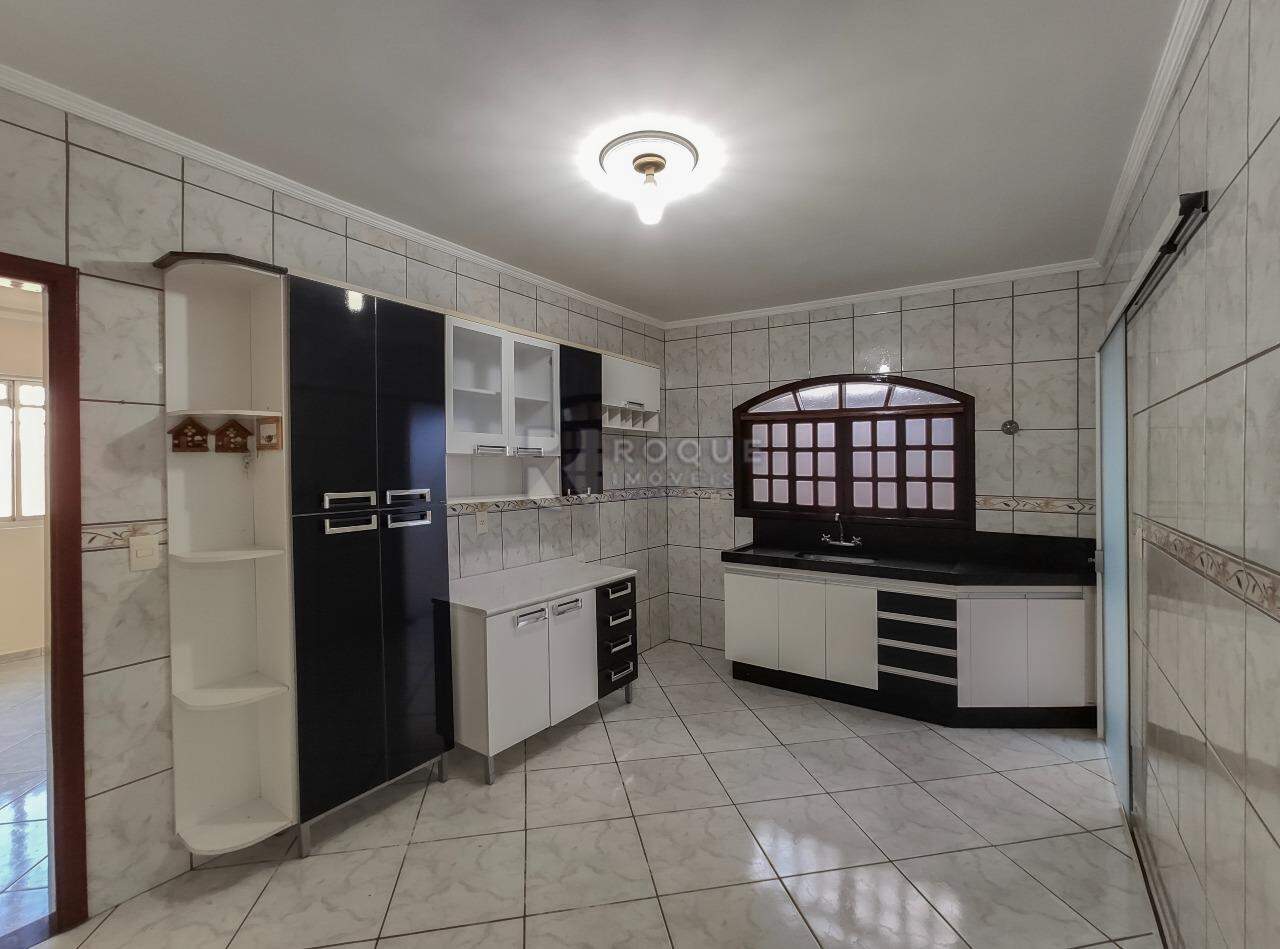 Casa Residencial para aluguel no bairro Jardim Campo Belo: Cozinha