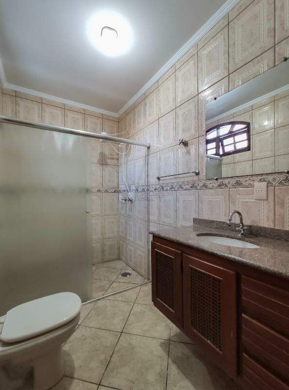 Casa Residencial para aluguel no bairro Jardim Campo Belo: WC suíte