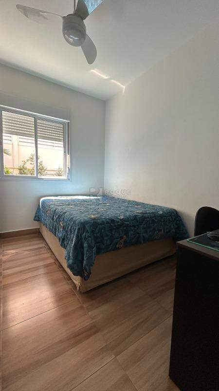 Apartamento à venda no bairro Vila Santa Rosália: 