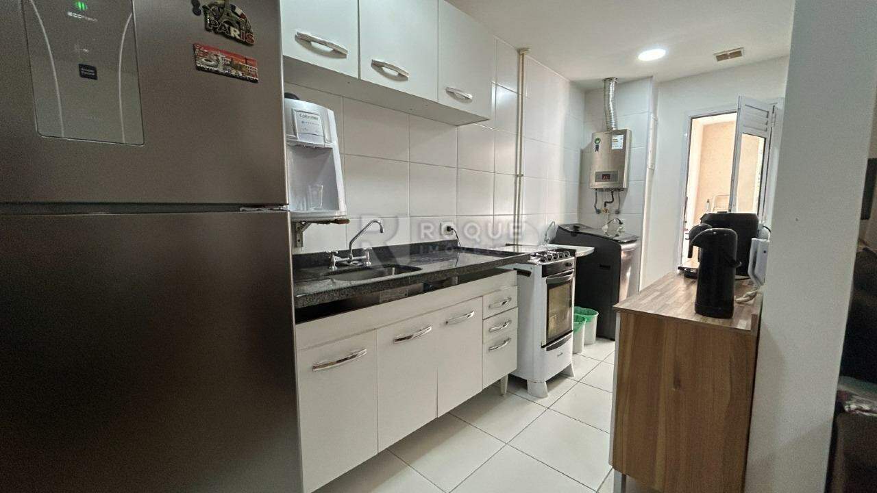 Apartamento à venda no bairro Vila Santa Rosália: 