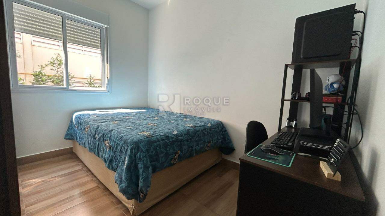 Apartamento à venda no bairro Vila Santa Rosália: 